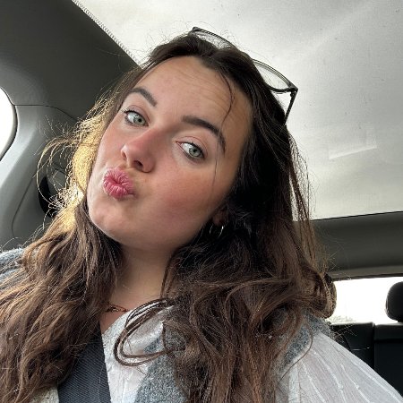 Mona Lisa Dhoker, oud-student rechtspraktijk aan HOGENT.