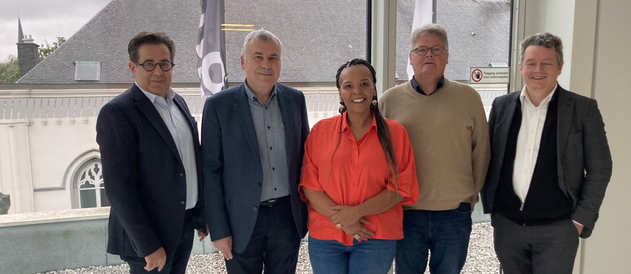 Foto VUB en HOGENT lanceren Leerstoel Ondernemend Leren met steun van Xerius.