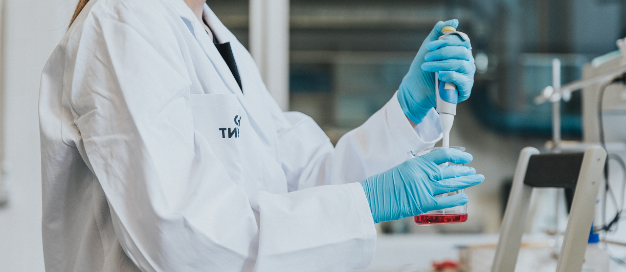 Foto Verschil tussen chemie hogeschool en universiteit