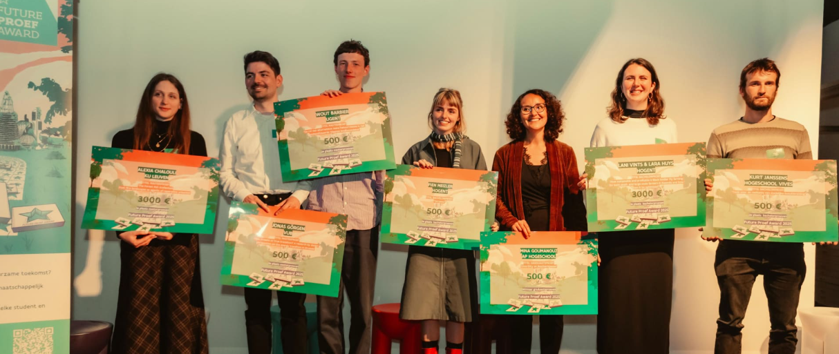 Foto HOGENT-studenten in de prijzen op Future Proef Awards.